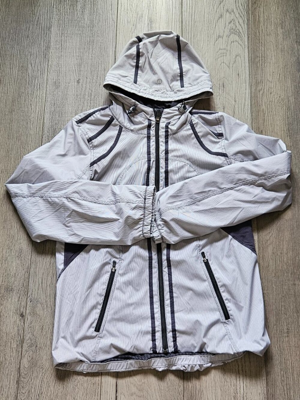 Women's Lululemon Striped Active Lightweight Athletic Zip Jacket Hoodie Size 8